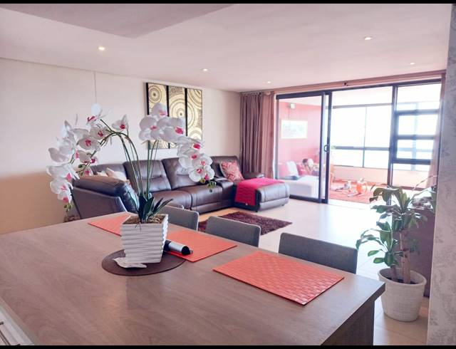 2 BEDROOM APARTMENT FOR SALE IN POINT WATERFRONT